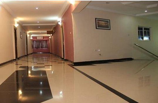 Toprate Luxury Hotel Owerri Quarto foto