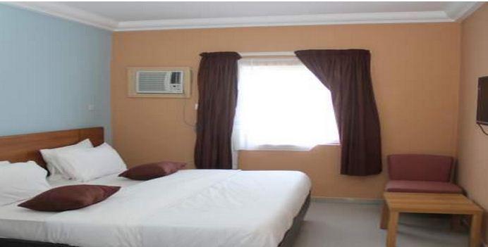Toprate Luxury Hotel Owerri Quarto foto
