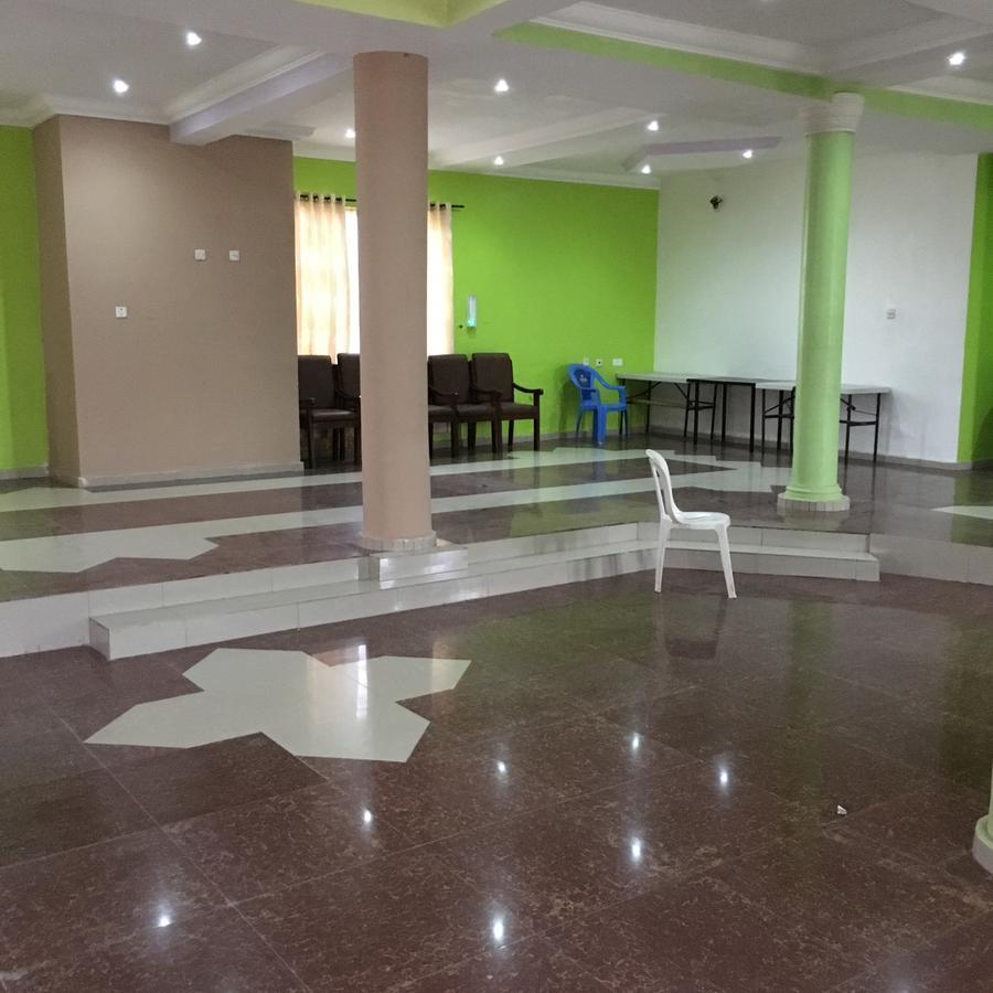 Toprate Luxury Hotel Owerri Exterior foto