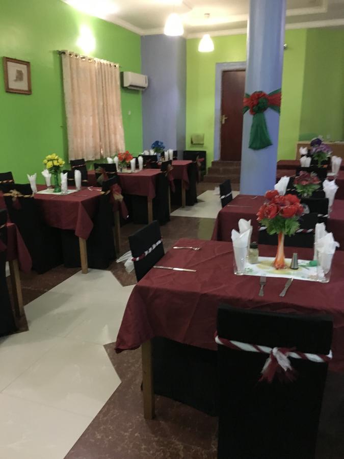 Toprate Luxury Hotel Owerri Exterior foto